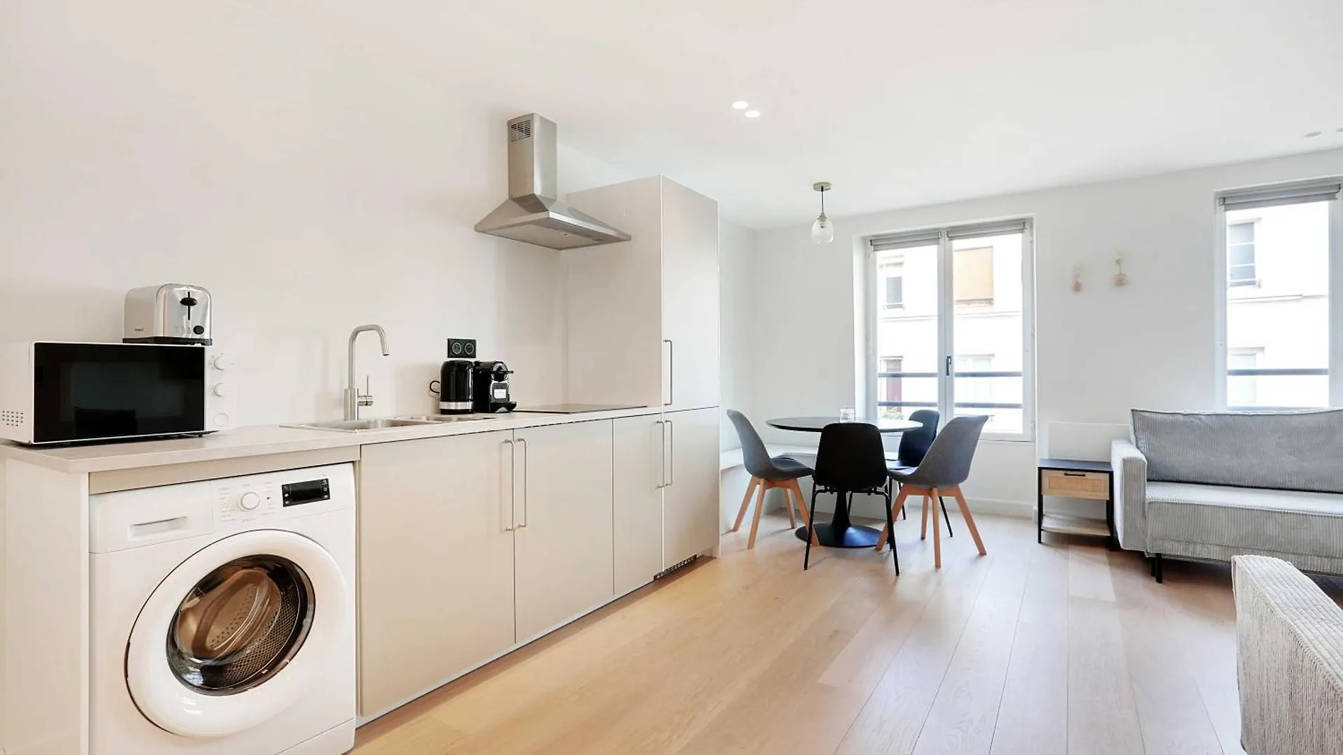 Cosy Ac Apartment Your Oasis Of Comfort Paris 0*,  France
